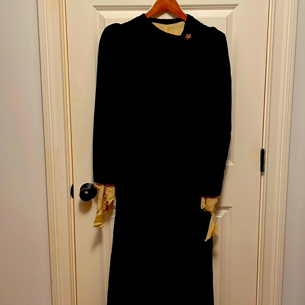 VINTAGE black velvet coat, lined in gold silk. Small. Needs repairs.